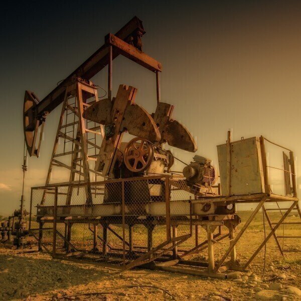 Building your own petroleum engineering library with R: humble